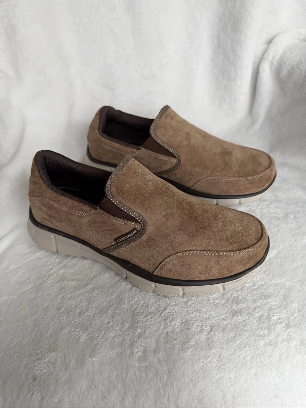 Skechers brand new